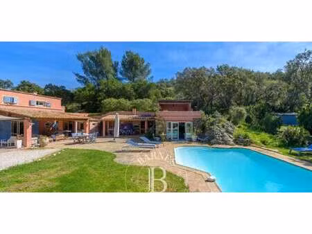 villa avec piscine bormes-les-mimosas (83)