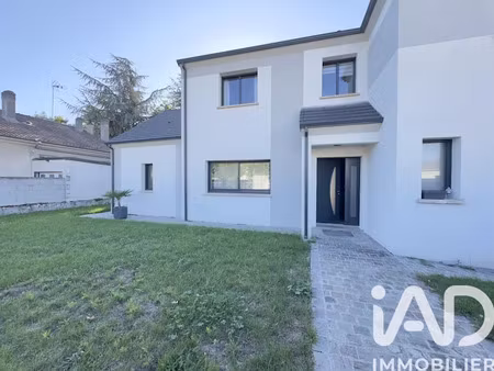 vente maison 7 pièces 180 m² à la rochette (77000)  659 000 €