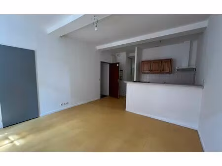 immeuble roquefort m² t-7 à vendre  275 000 €