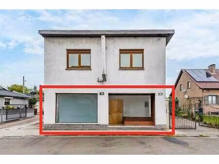 commerce - rez-de-chausée