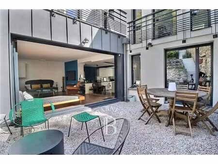 maison de ville à vendre dans le quartier rue de versailles-monastere