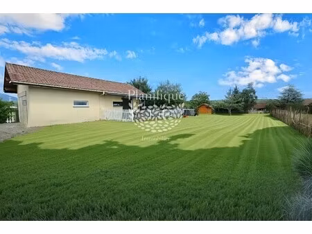 maison de luxe à vendre à franclens
