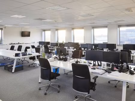 bien professionnel à louer à ieper € 3.250 (let74) - dewaele business - kortrijk | zimmo