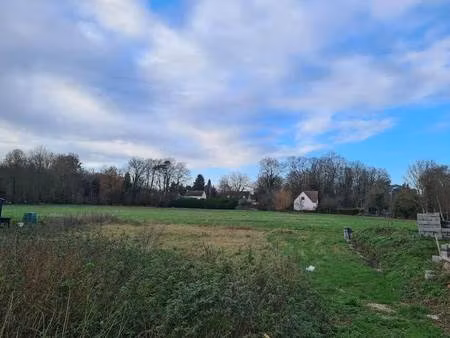 terrain constructible viabilisé à vendre