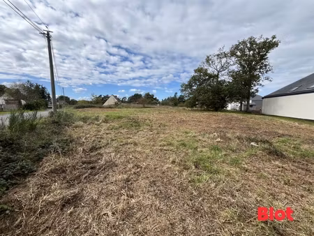 a vendre à saint-thurial - terrain constructible 525 m²