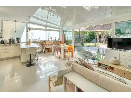 gorbio val de gorbio – appartement 3 pièces en rez-de-jardin avec jardin  parking couvert 