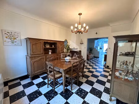 maison de centre-ville avec jardin et dépendance  3 chambres  63 m²