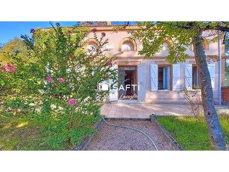 maison de maître avec double garage