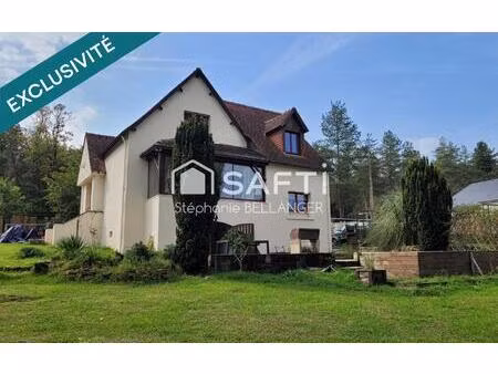 maison de caractère 3chambres  grand terrain vue sur la riviere