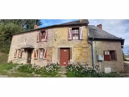 maison de village avec jardin et commerces