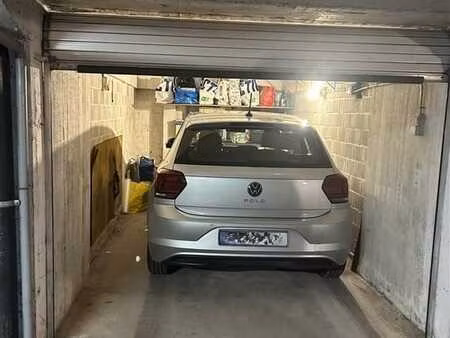 parking/boxe de garage
