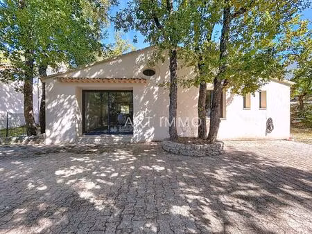 maison de plain pied a vendre a menerbes