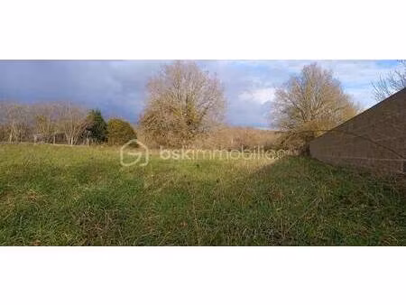 terrain constructible viabilisé à vendre