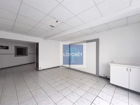 local commercial centre ville de blaye