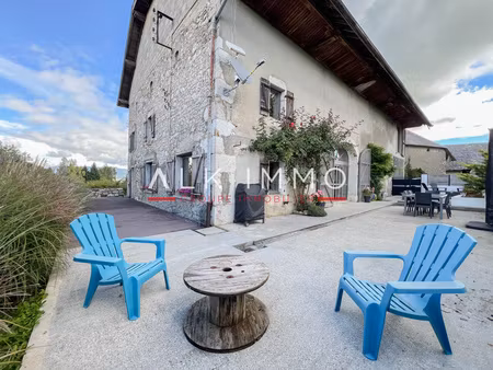 ancien corps de ferme rénové à choisy