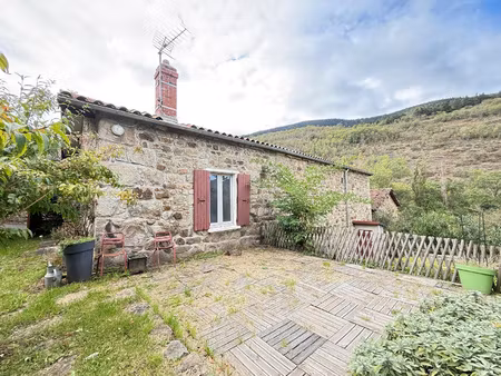 maison en pierre avec grange sur 2823m2 de terrain