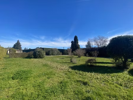 terrain constructible viabilisé de 727 m2  - hors lotissem
