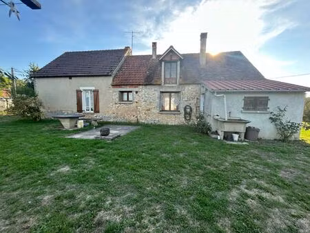 maison 7000 m² de terrain attenant et dépendances