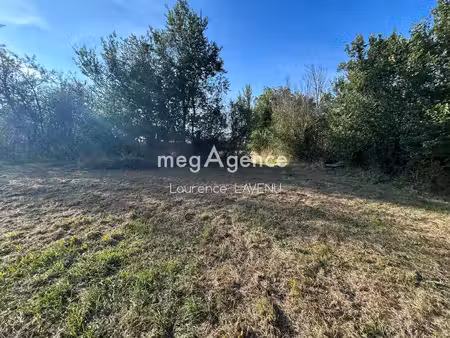 maison avec 7000 m² de terrain attenant