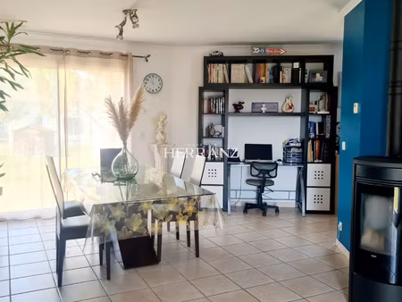 maison contemporaine de plain-pied - 4 chambres