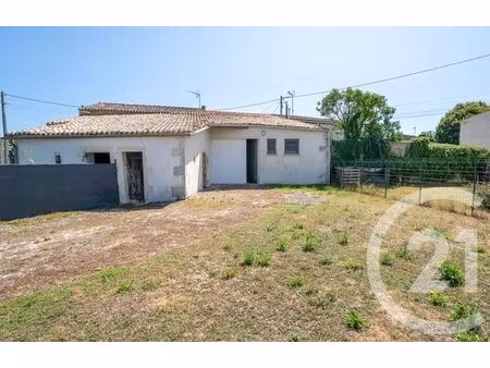 maison à vendre - 4 pièces - 65 m2 - pisany - 17 - poitou-charentes
