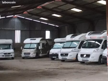 location emplacement camping-car