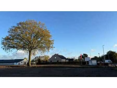 uitzonderlijke villa bouwgronden in centrum hertsberge