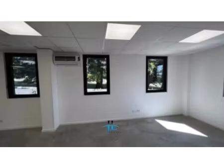 bureaux 210 m² parc d'activité coulouniex-chamiers proche a89