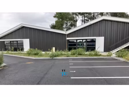 bureaux 84 à 92m2 r+1 à louer audenge