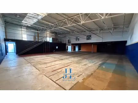 local commercial 746m2 pessac bersol zone commerciale