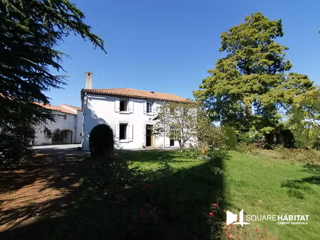 en exclusivite sur la commune de toutlemonde - maison de caractere de 248 m² avec de nombr