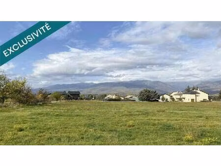 terrain constructible viabilisé à vendre