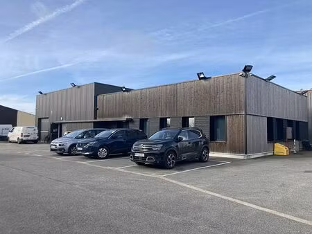 location local d'activités le thuit de l'oison 357 m²