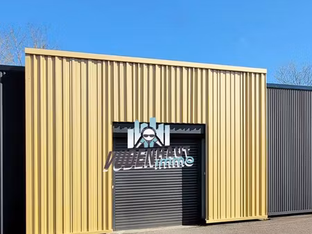 local d'activité 165 m²