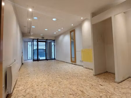 location commerce 88 m² à rodez (12000)