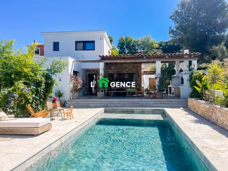 annonce vente maison 4 pièces de 158m2 à port-de-bouc (13110) - paruvendu.fr ref 992782680