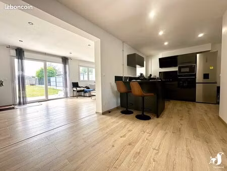 maison 5 pièces 110 m²