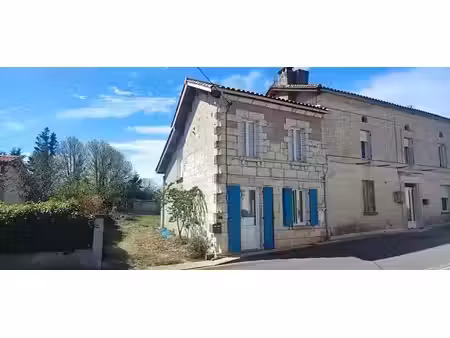 vente maison 4 pièces 72 m² la roche-chalais (24490)