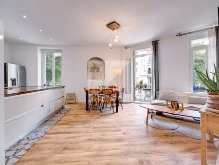 t3 rénové  clim & cave  prêt à emménager — nice