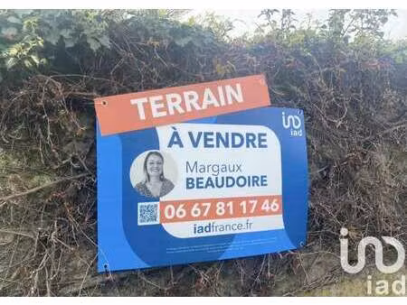 vente terrain à ferrières (17170) : à vendre / 673m² ferrières