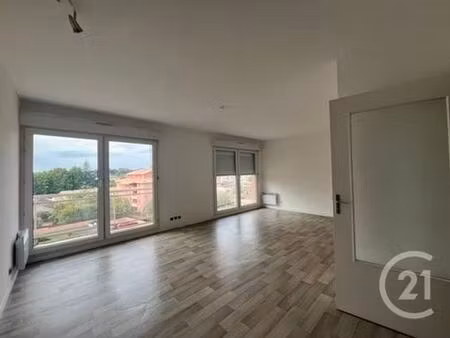appartement t1 à louer - 1 pièce - 35 06 m2 - 40 - aquitaine