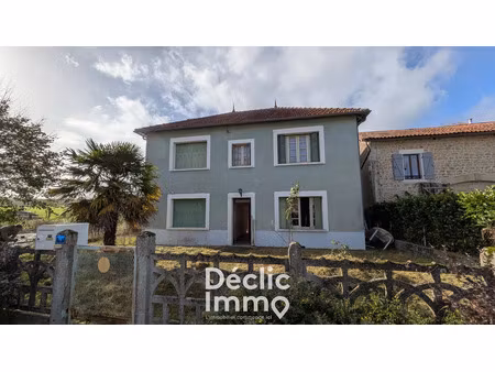 vente maison benest 16350 - - surface privée