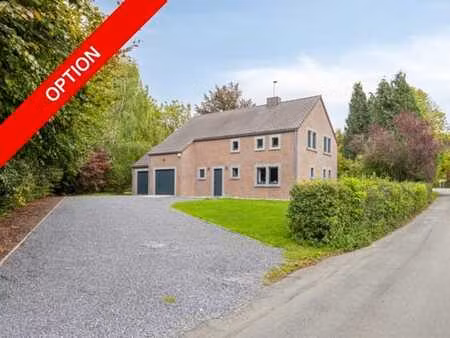 *** sous option *** charmante maison familiale à plainevaux