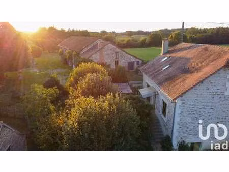 vente maison piscine à saint-jory-de-chalais (24800) : à vendre piscine / 140m² saint-jory