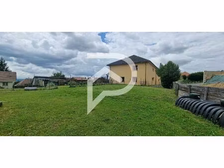 terrain à bâtir de 390 m²