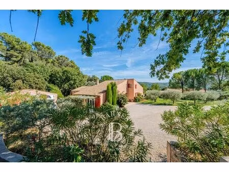 vente propriété 10 pièces 215m2 la bastidonne 84120 - 980000 € - surface privée