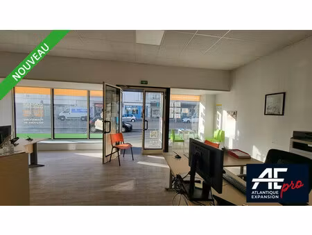 location local commercial 73m² st nazaire 44600
