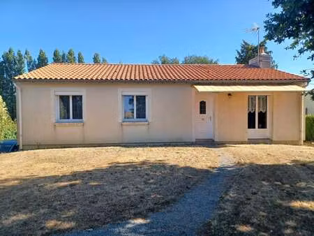 vente maison aux essarts (85140) : à vendre / 85m² les essarts