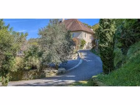 maison avec jardin et terrasse ruffieux (73)