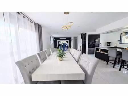 vente maison 5 pièces 147 m² à saint-siméon-de-bressieux (38870)  399 000 €